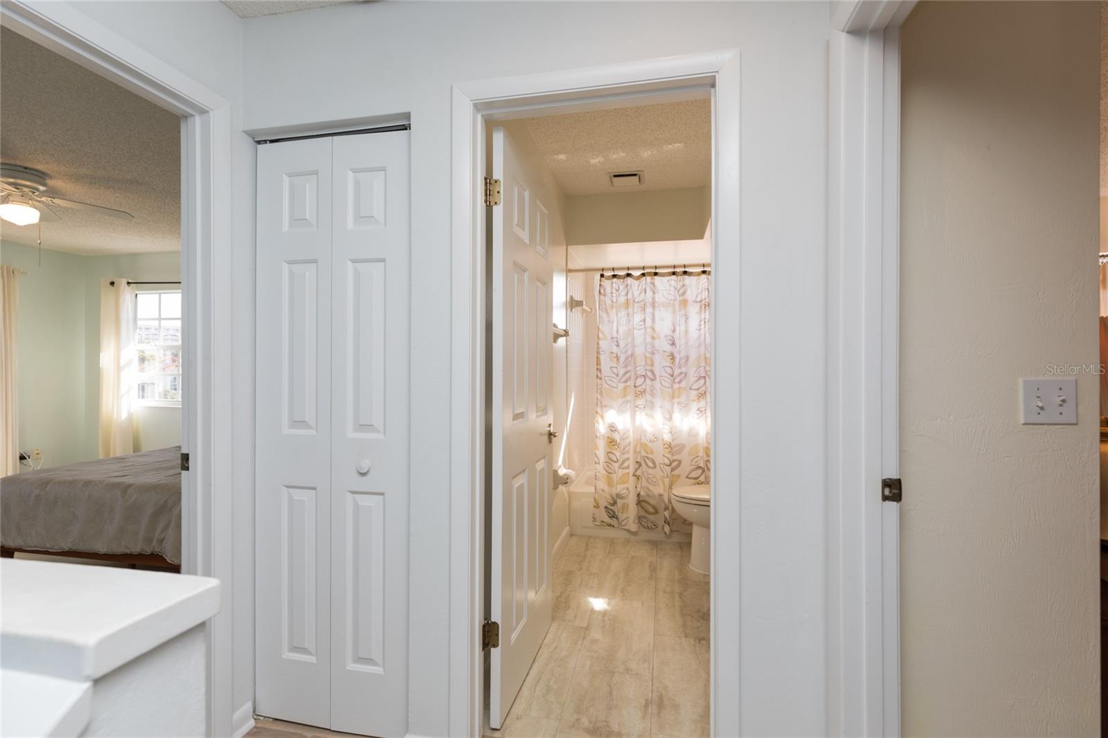 Image 48 of 87 For 40 San Carlos Drive