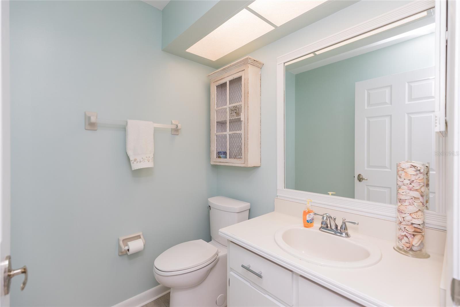 Image 58 of 87 For 40 San Carlos Drive