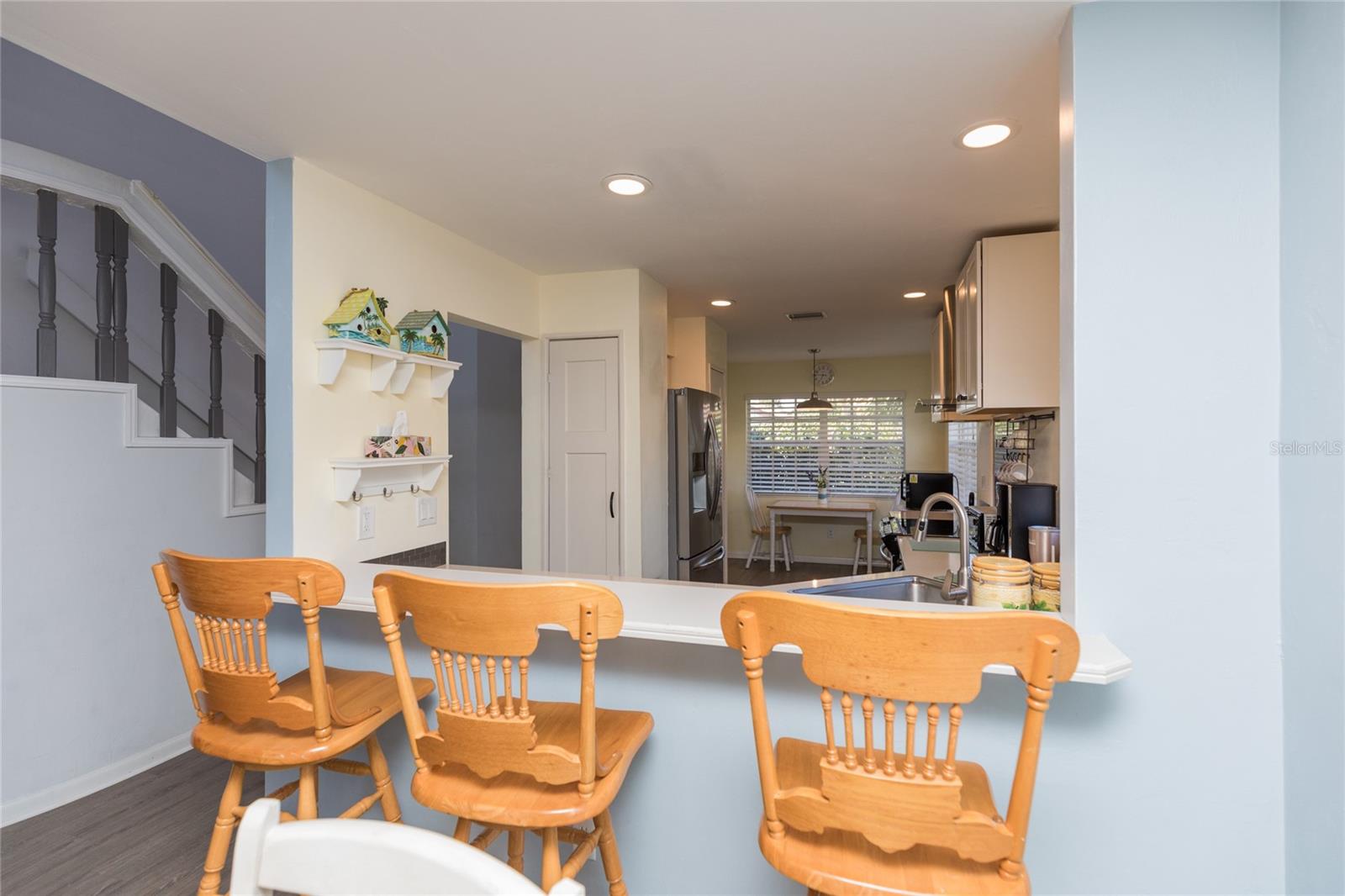 Image 8 of 87 For 40 San Carlos Drive