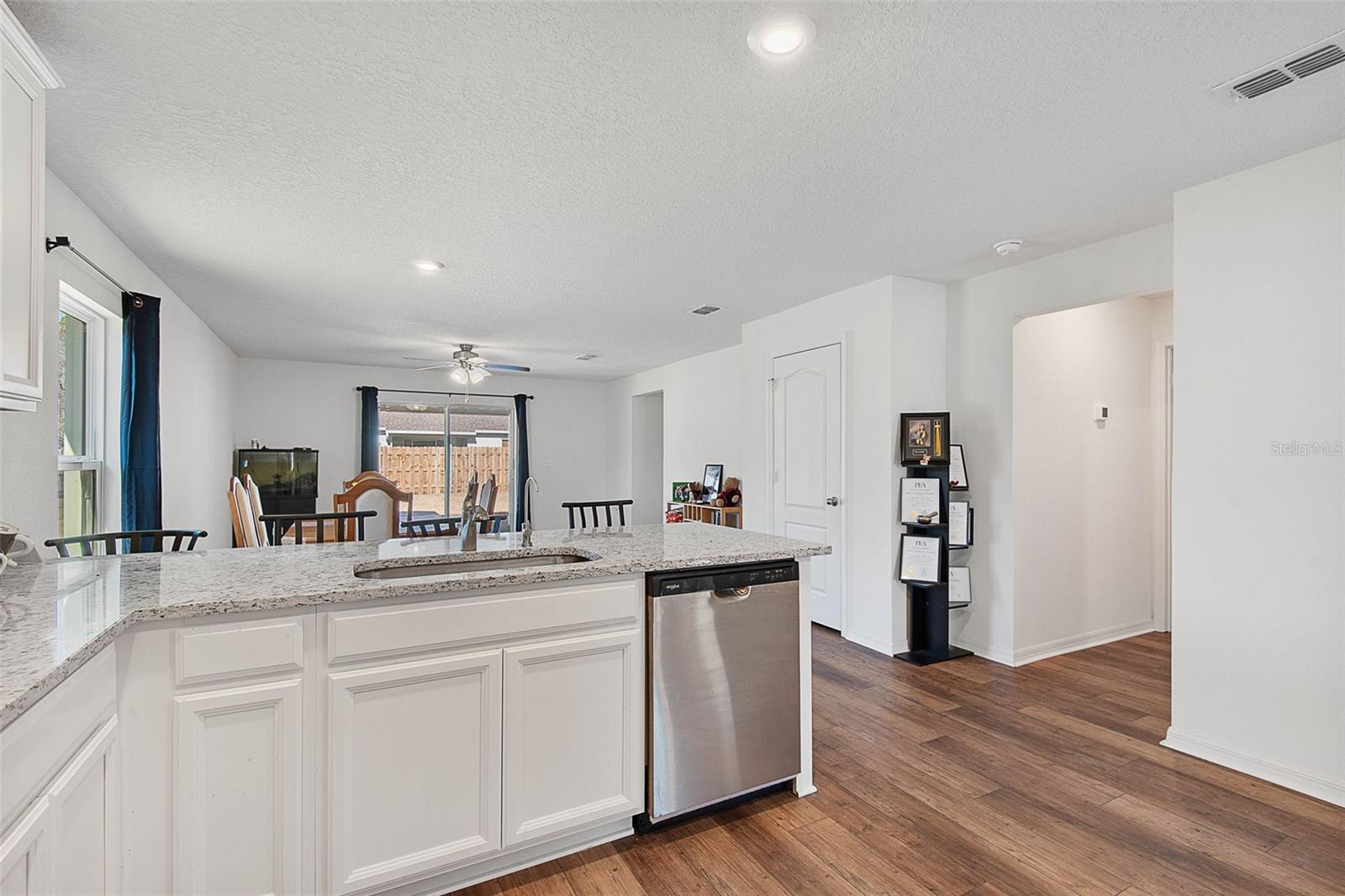 Image 19 of 44 For 13 Ryken Lane