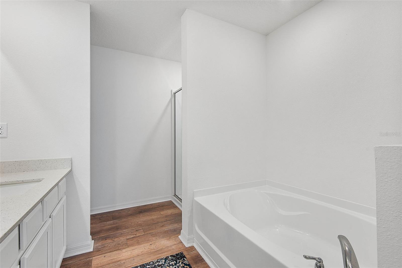 Image 26 of 44 For 13 Ryken Lane