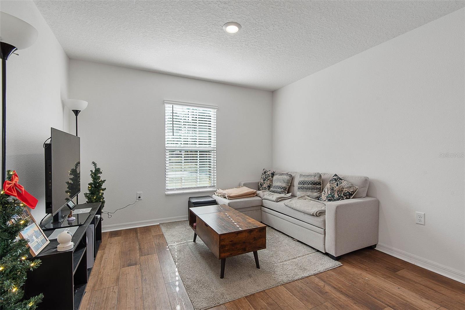 Image 5 of 44 For 13 Ryken Lane