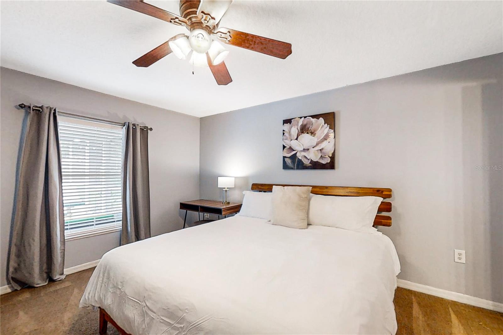 Image 31 of 74 For 220 Bird Of Paradise Drive