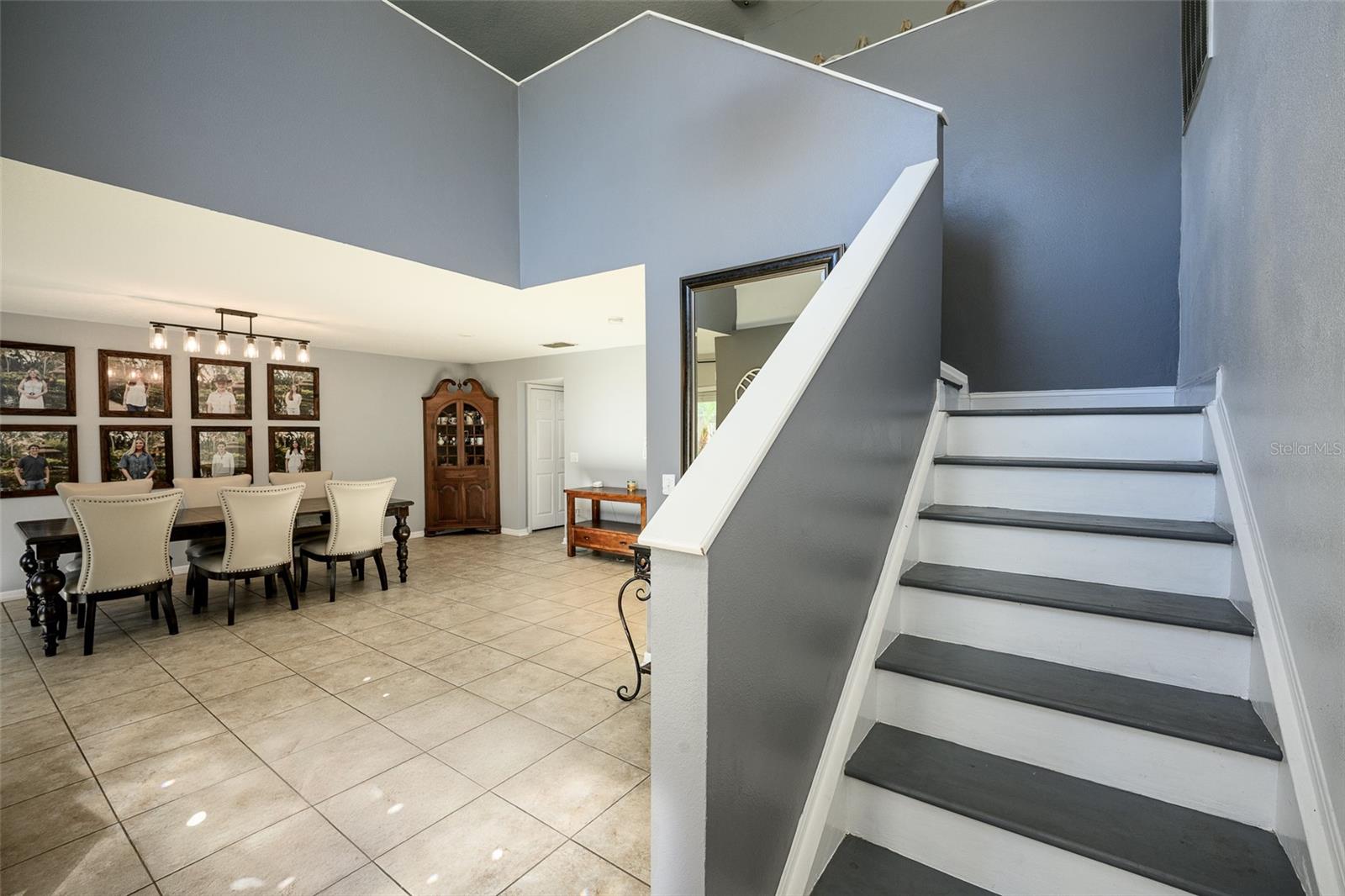 Image 34 of 74 For 220 Bird Of Paradise Drive