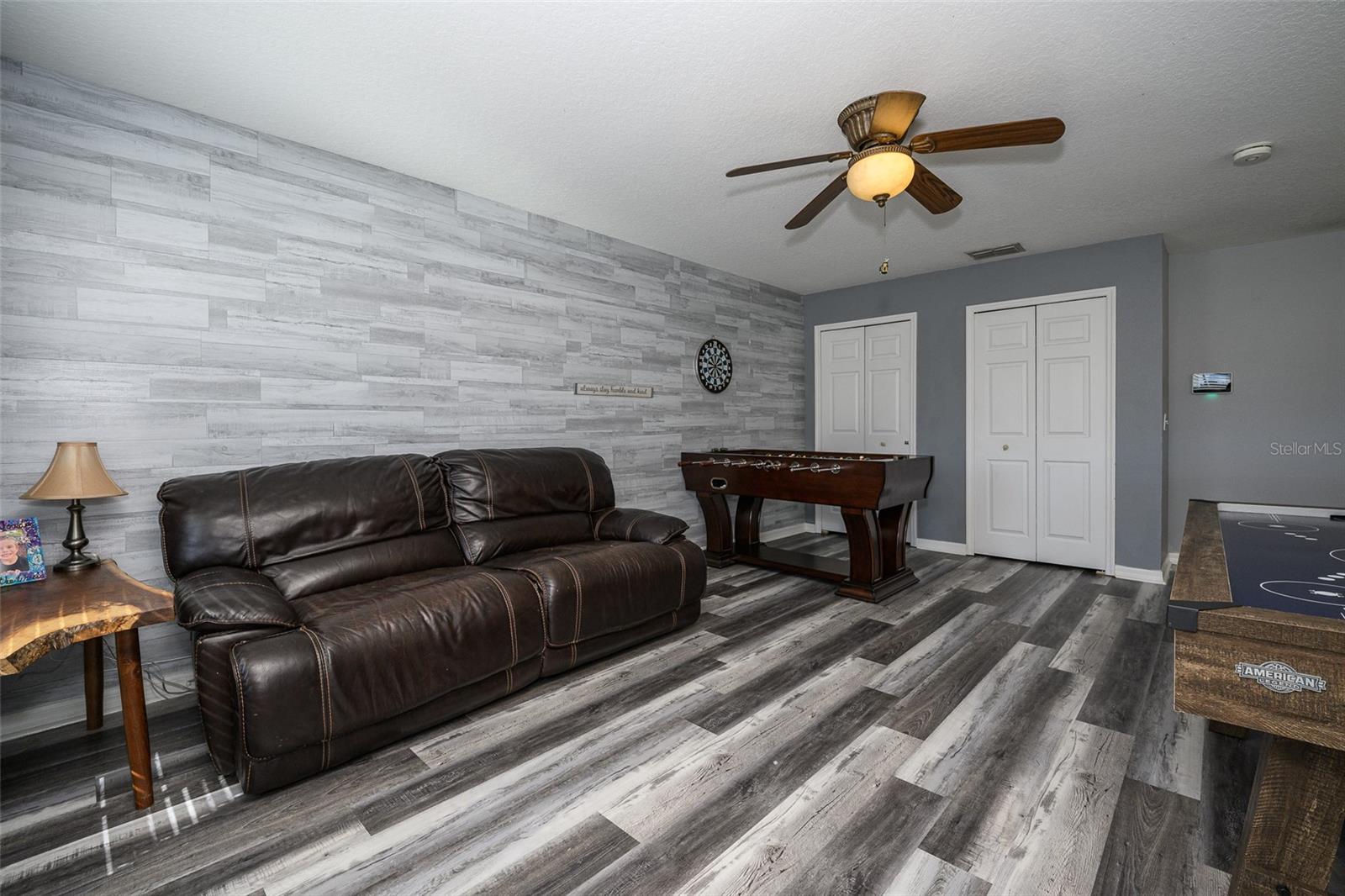 Image 38 of 74 For 220 Bird Of Paradise Drive