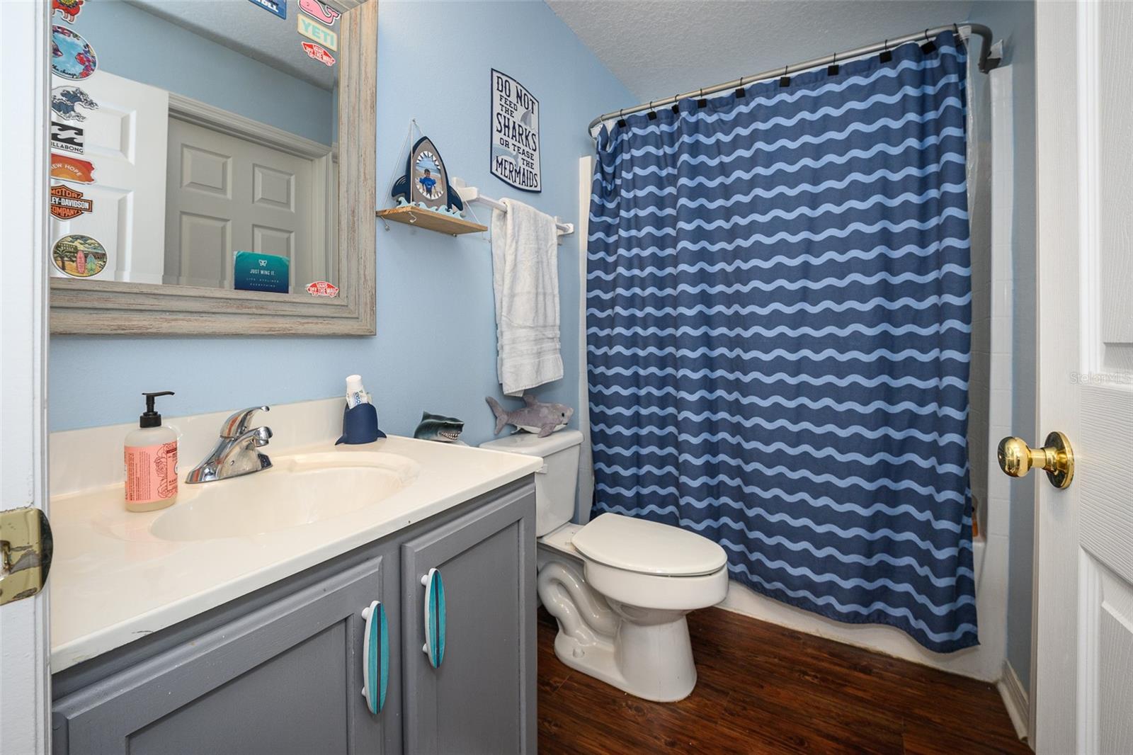 Image 51 of 74 For 220 Bird Of Paradise Drive