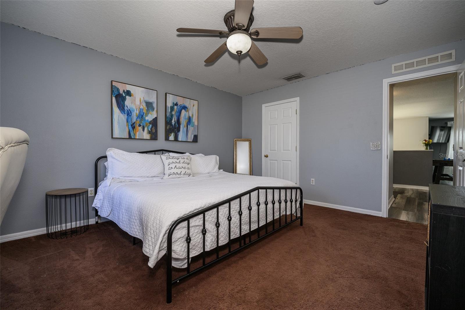 Image 54 of 74 For 220 Bird Of Paradise Drive