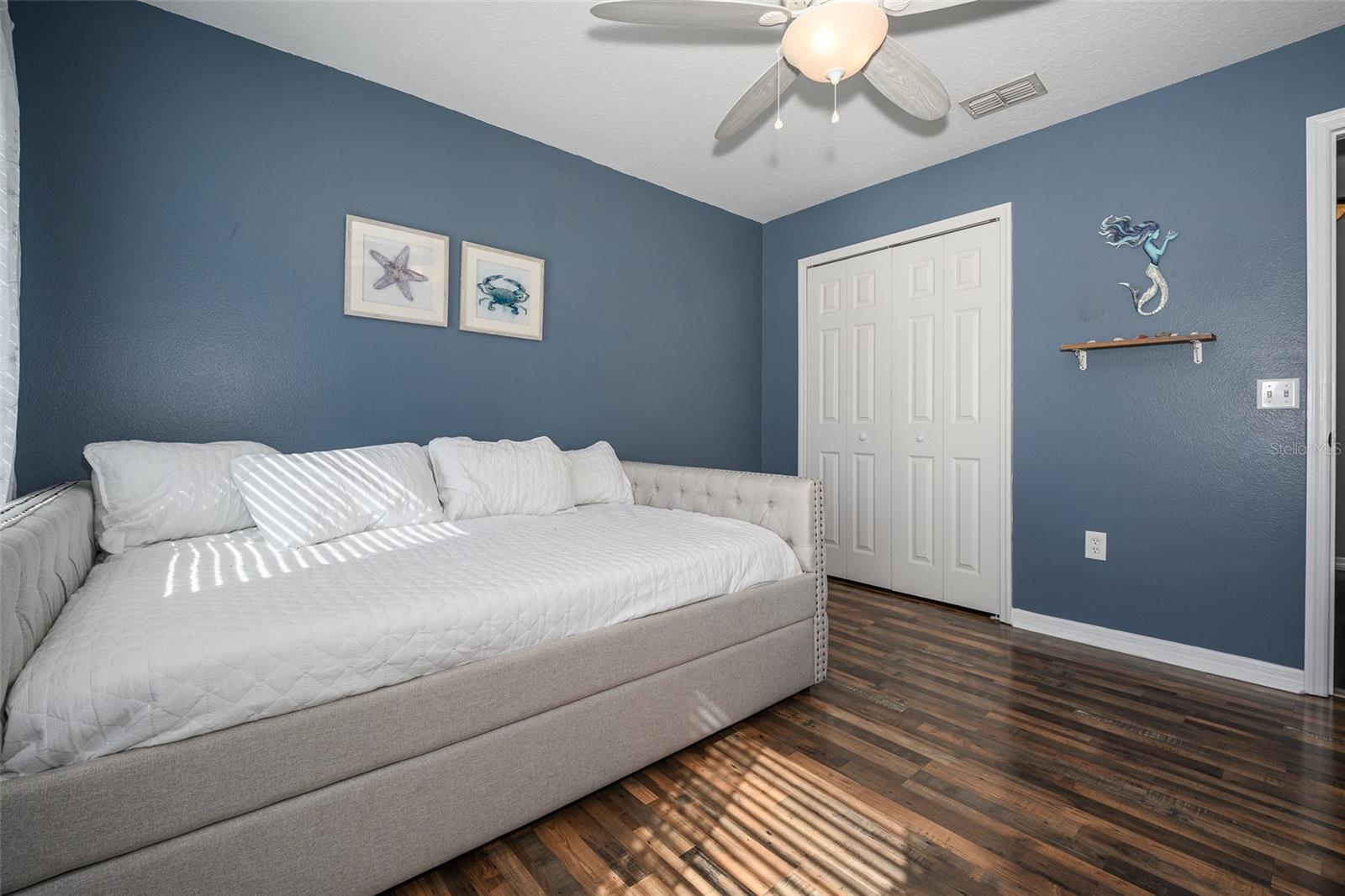 Image 57 of 74 For 220 Bird Of Paradise Drive