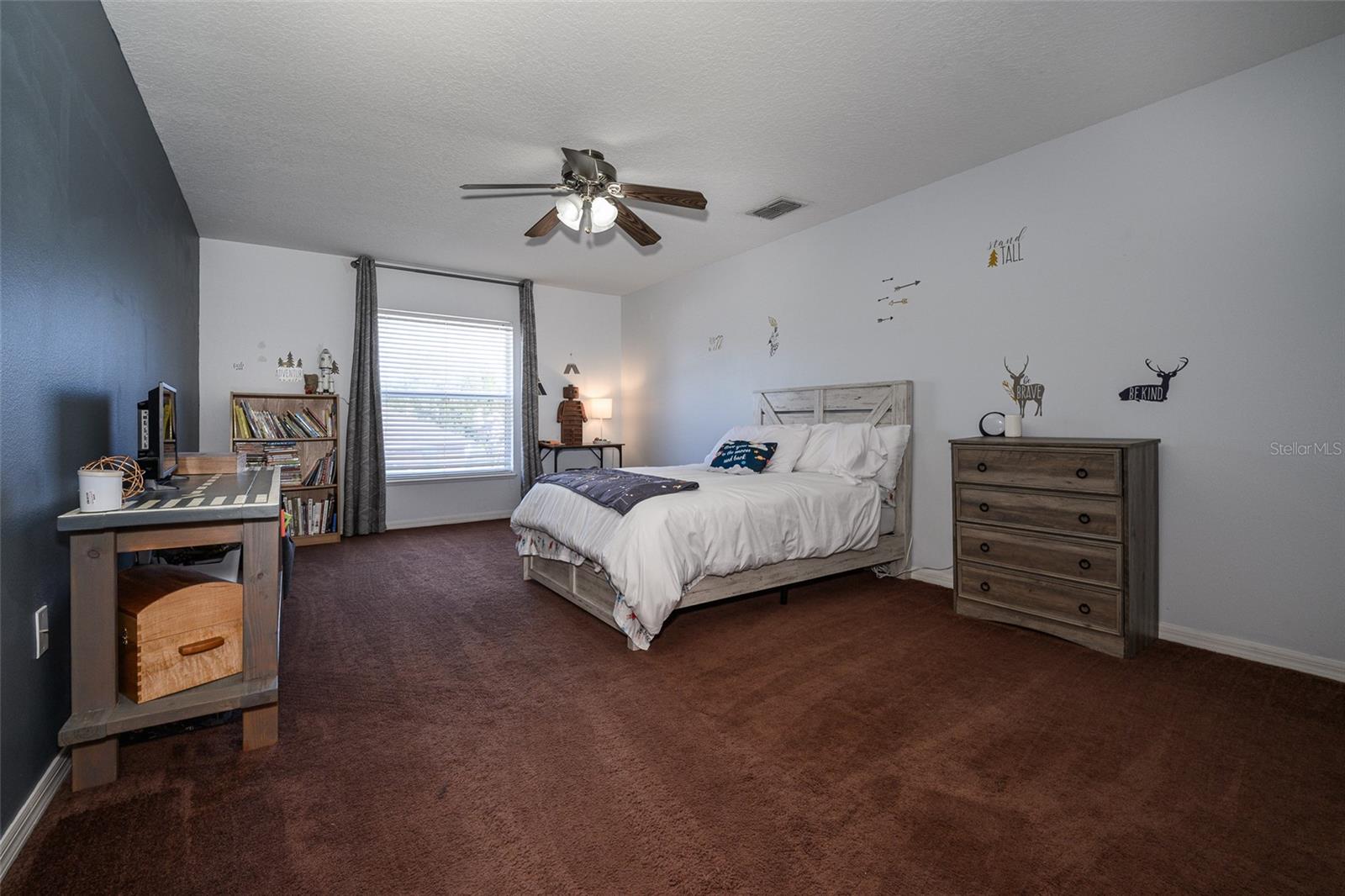 Image 58 of 74 For 220 Bird Of Paradise Drive