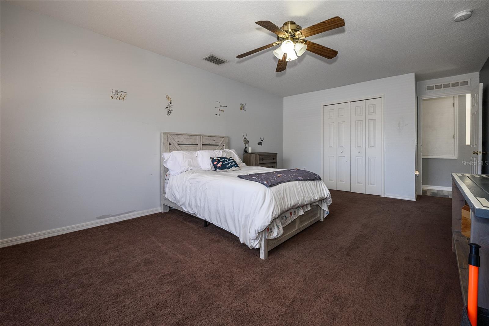 Image 59 of 74 For 220 Bird Of Paradise Drive