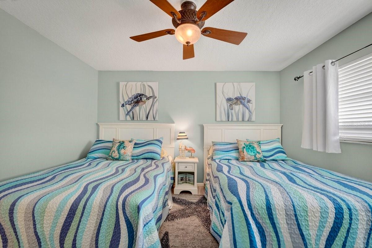 Image 22 of 33 For 2100 Ocean Shore Boulevard 2090