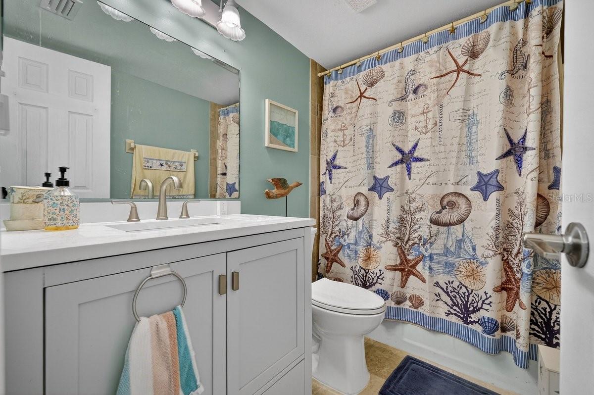 Image 23 of 33 For 2100 Ocean Shore Boulevard 2090