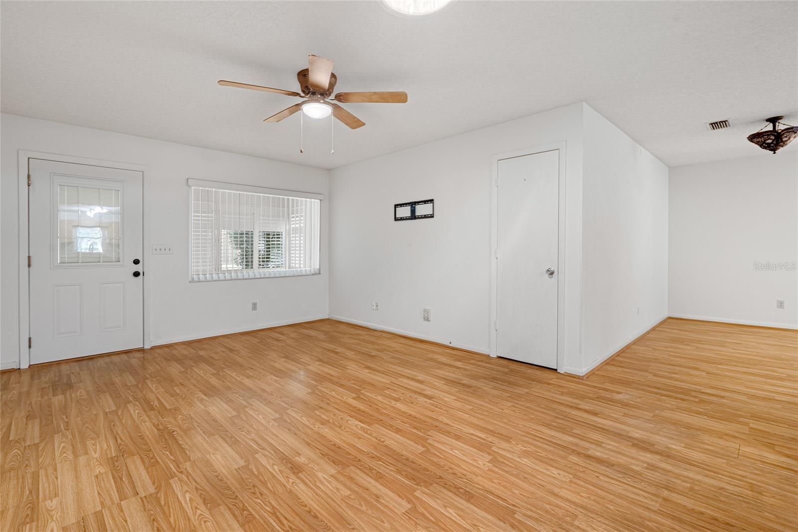 Image 12 of 25 For 9277 83rd Avenue F