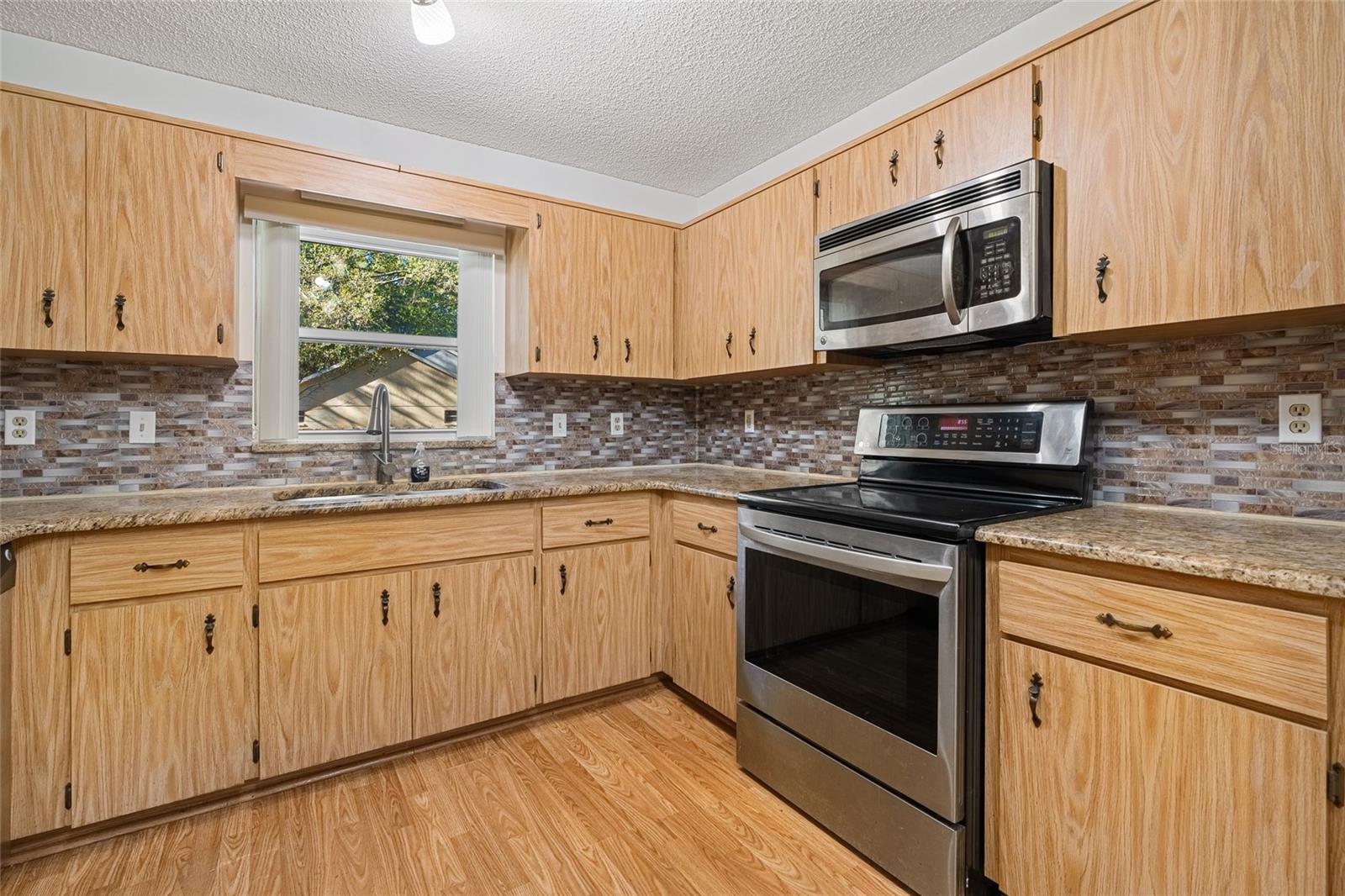 Image 15 of 25 For 9277 83rd Avenue F