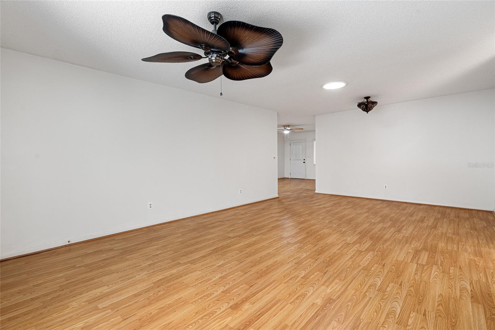 Image 8 of 25 For 9277 83rd Avenue F