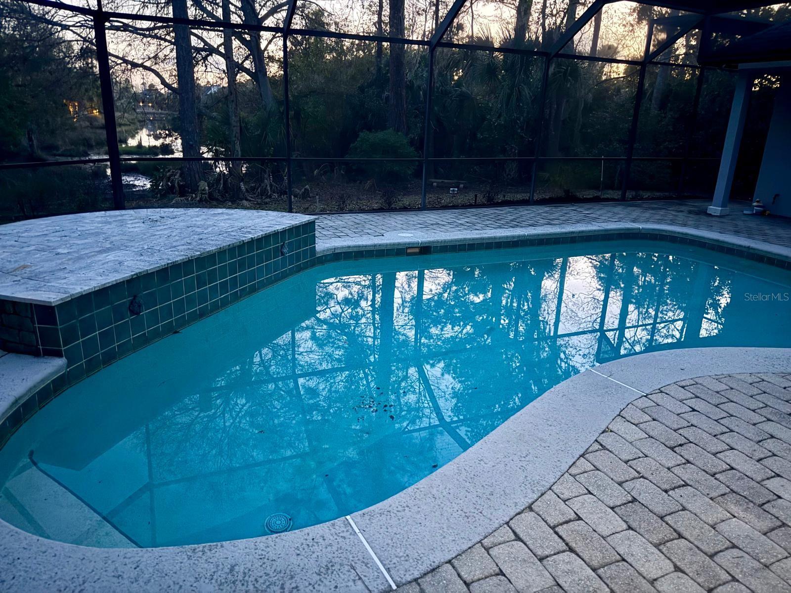 Image 17 of 18 For 100 Lamp Lighter Lane