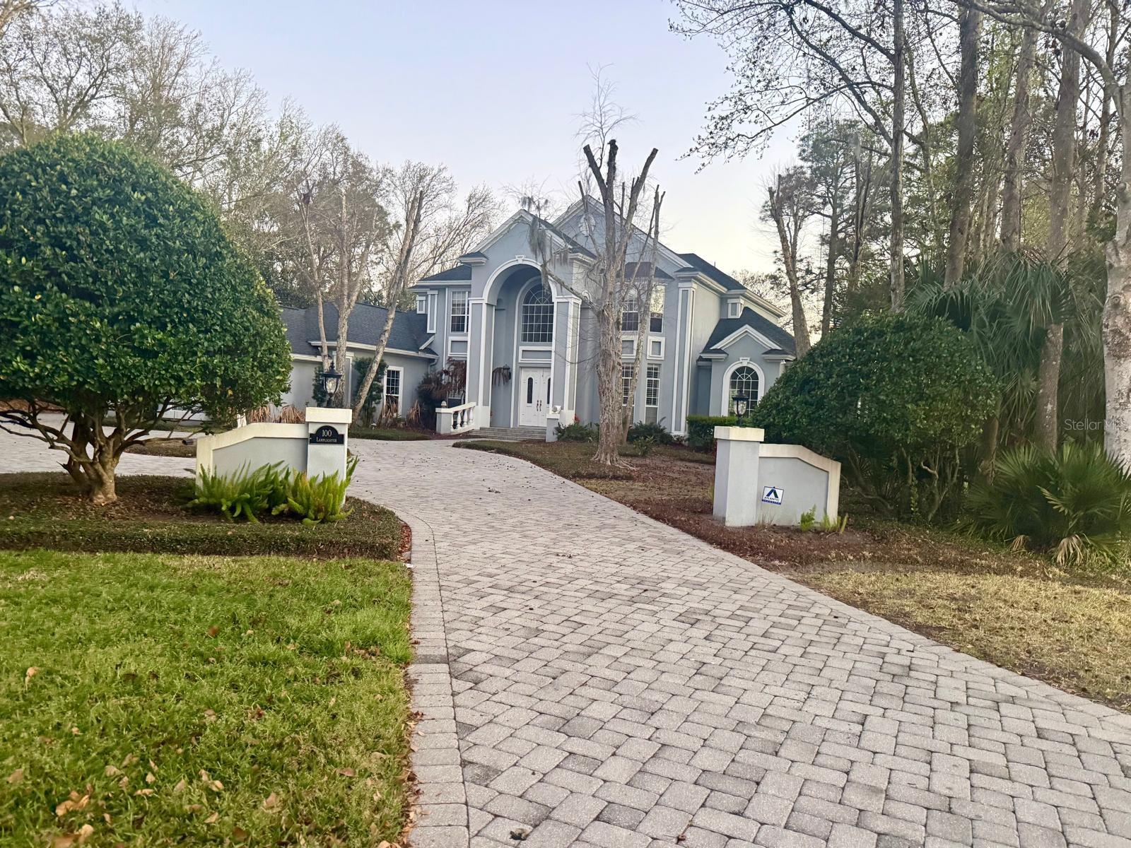 Image 3 of 18 For 100 Lamp Lighter Lane