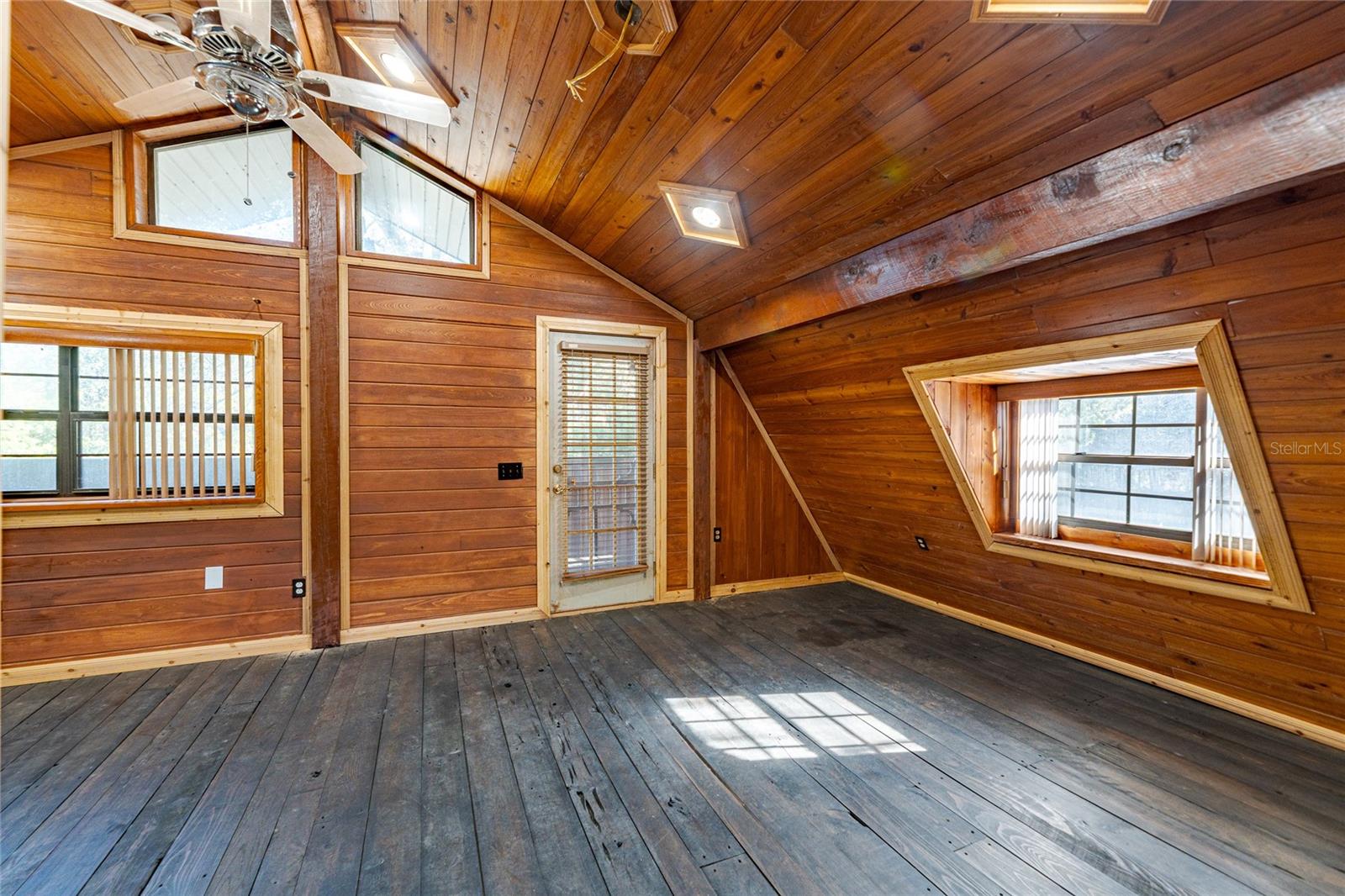 Image 51 of 100 For 11053 Mulberry Landing Annex