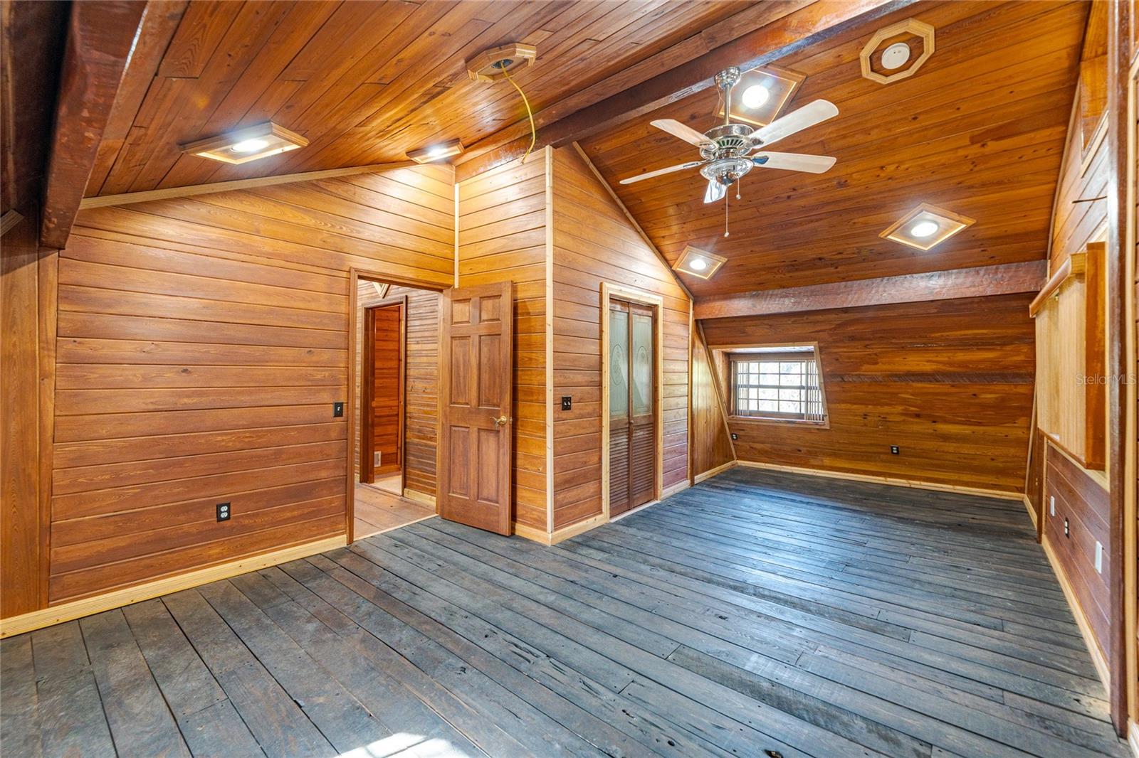 Image 52 of 100 For 11053 Mulberry Landing Annex