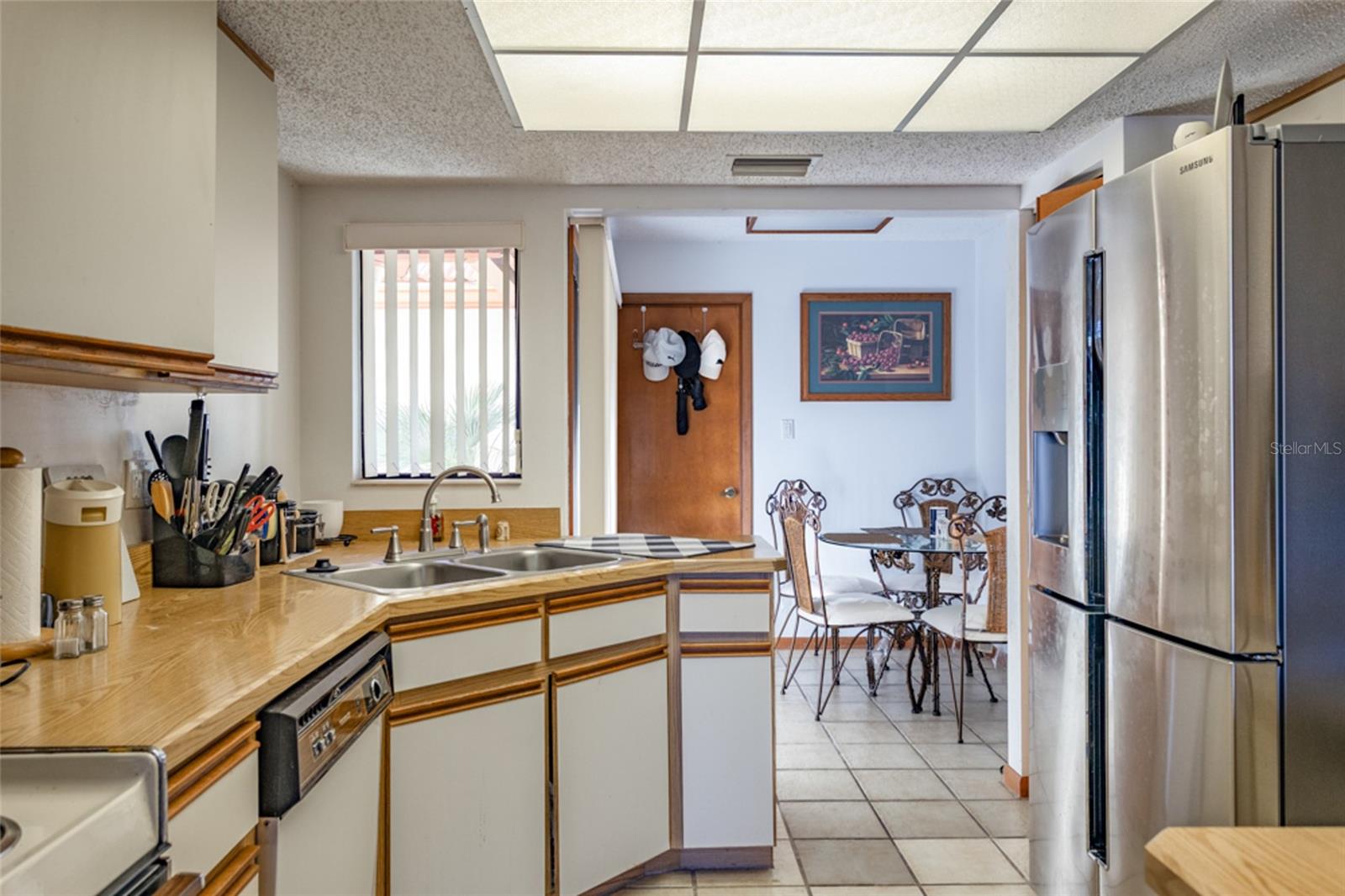 Image 12 of 29 For 39 Village Circle 5-501