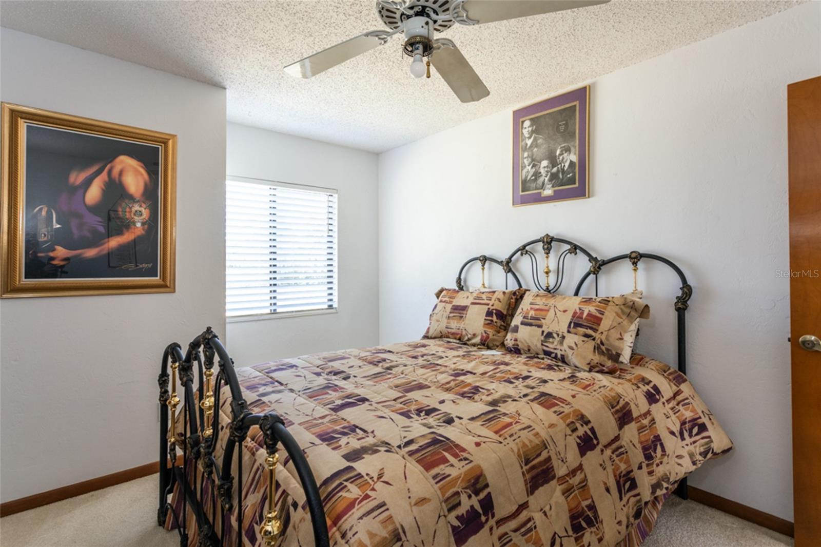 Image 19 of 29 For 39 Village Circle 5-501