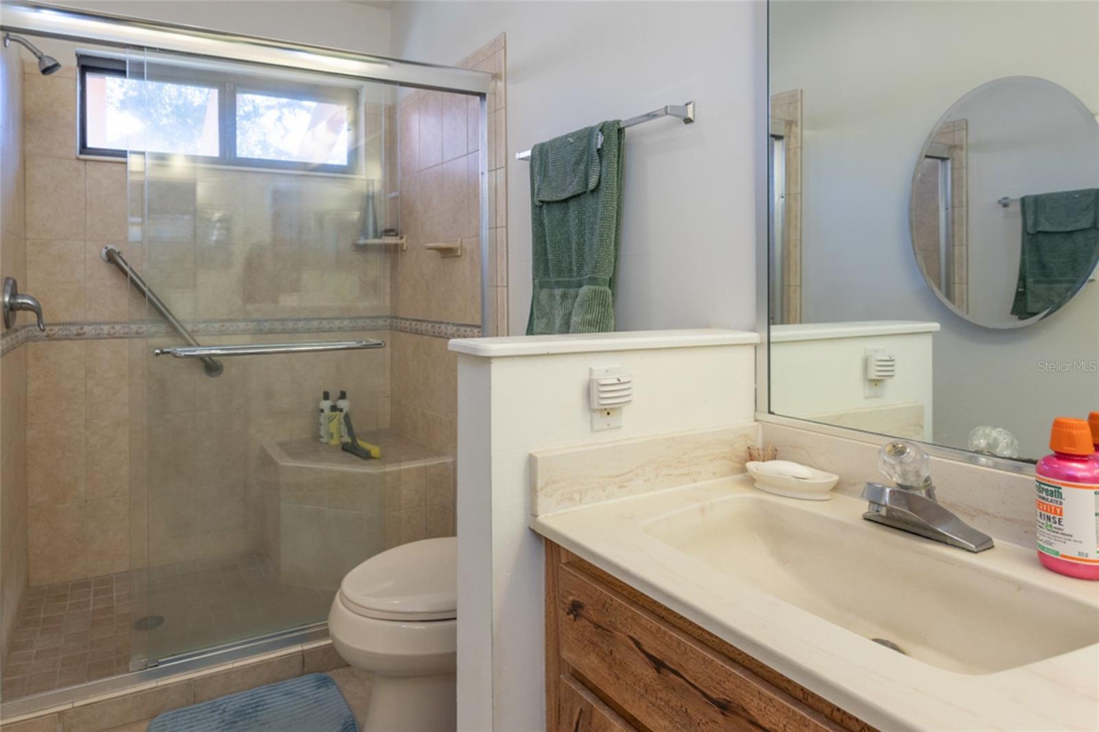 Image 21 of 29 For 39 Village Circle 5-501