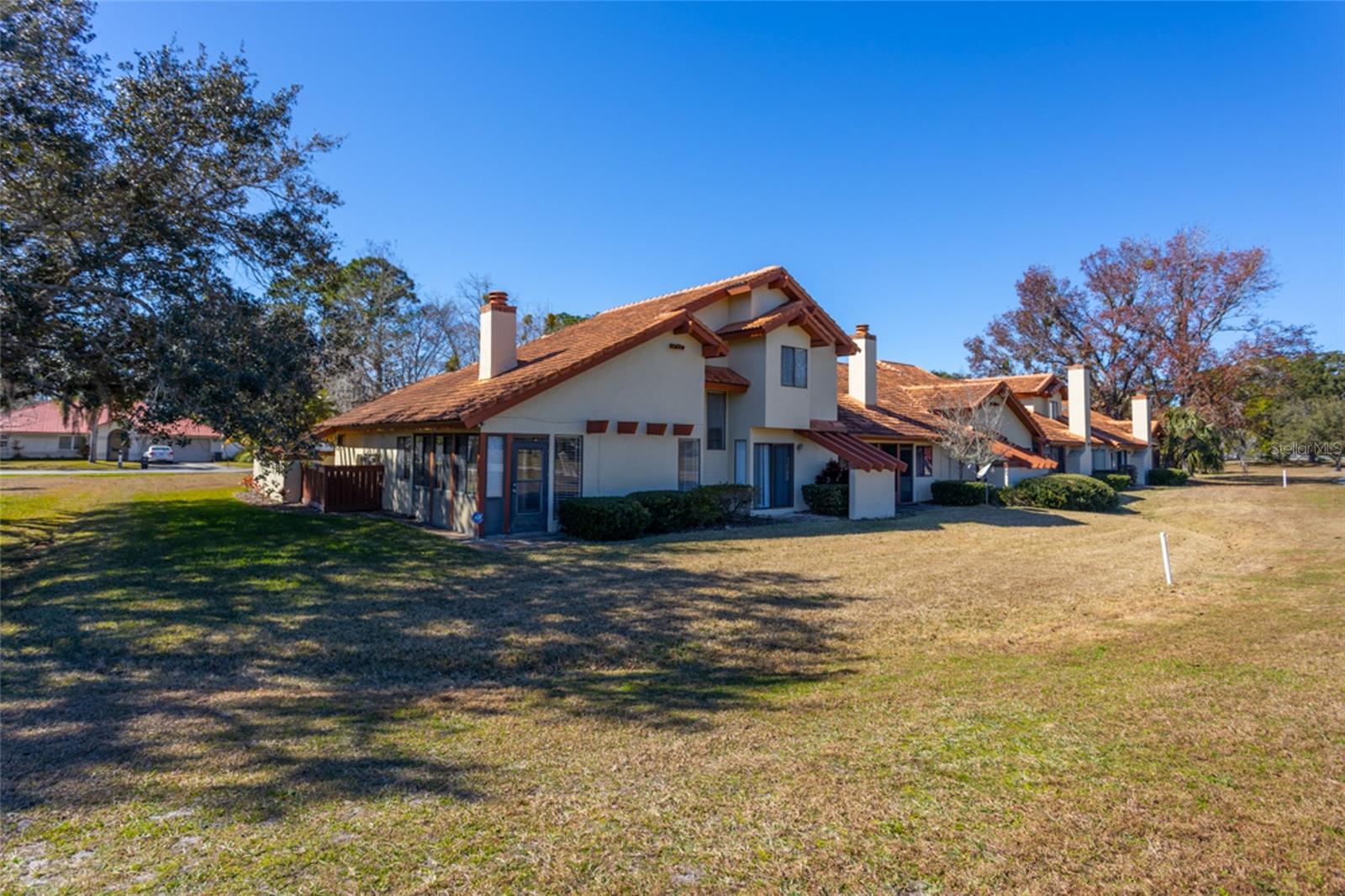 Image 25 of 29 For 39 Village Circle 5-501