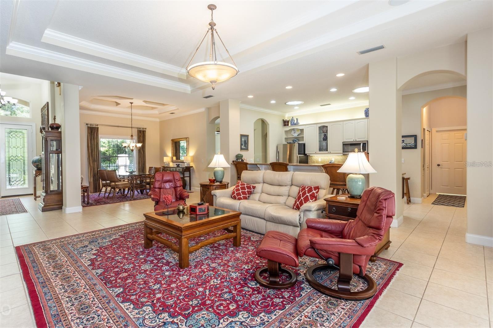 Image 3 of 34 For 1 Ibis Court S