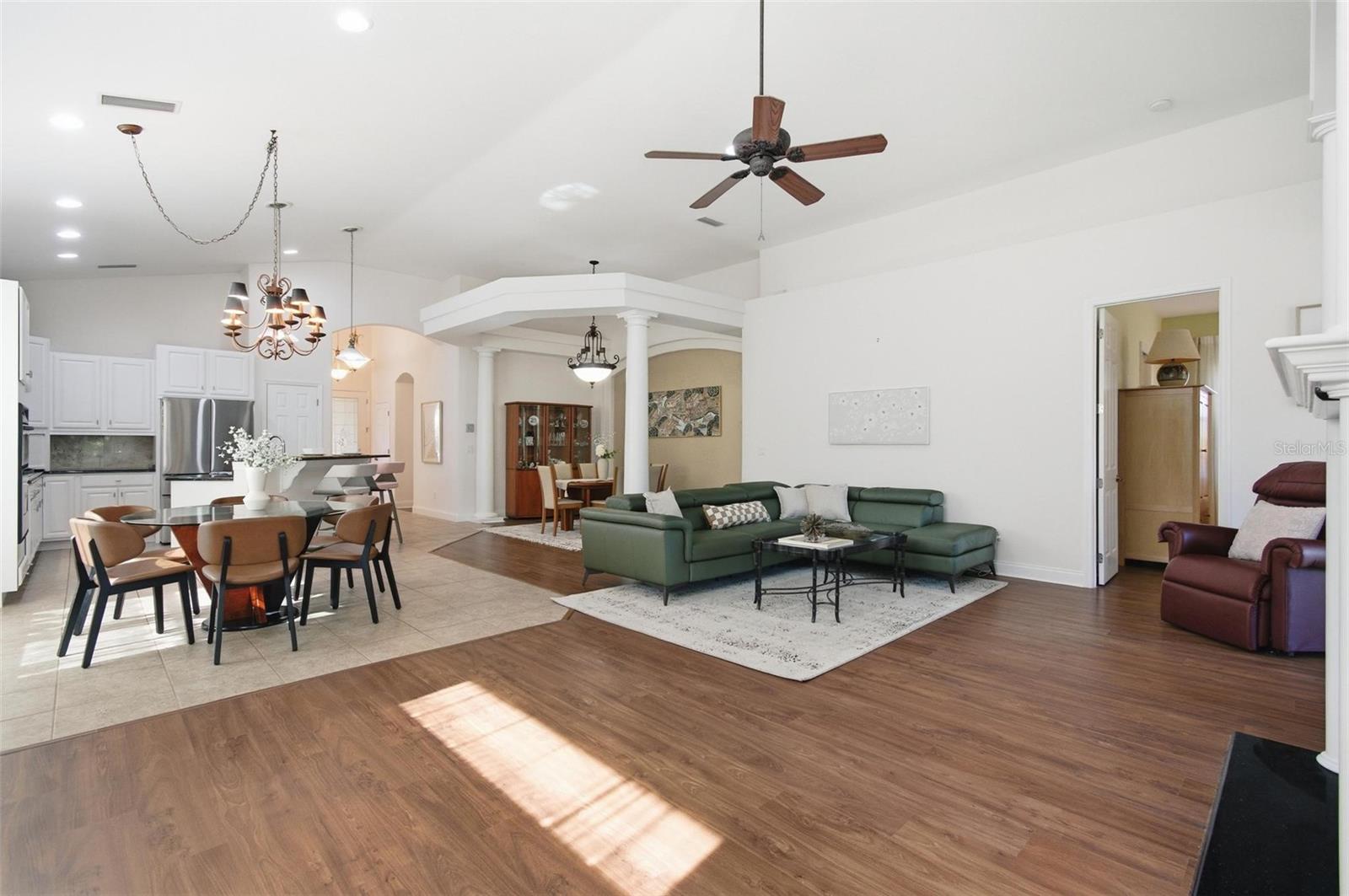 Listing photo id 23 for 33 Marshview Lane