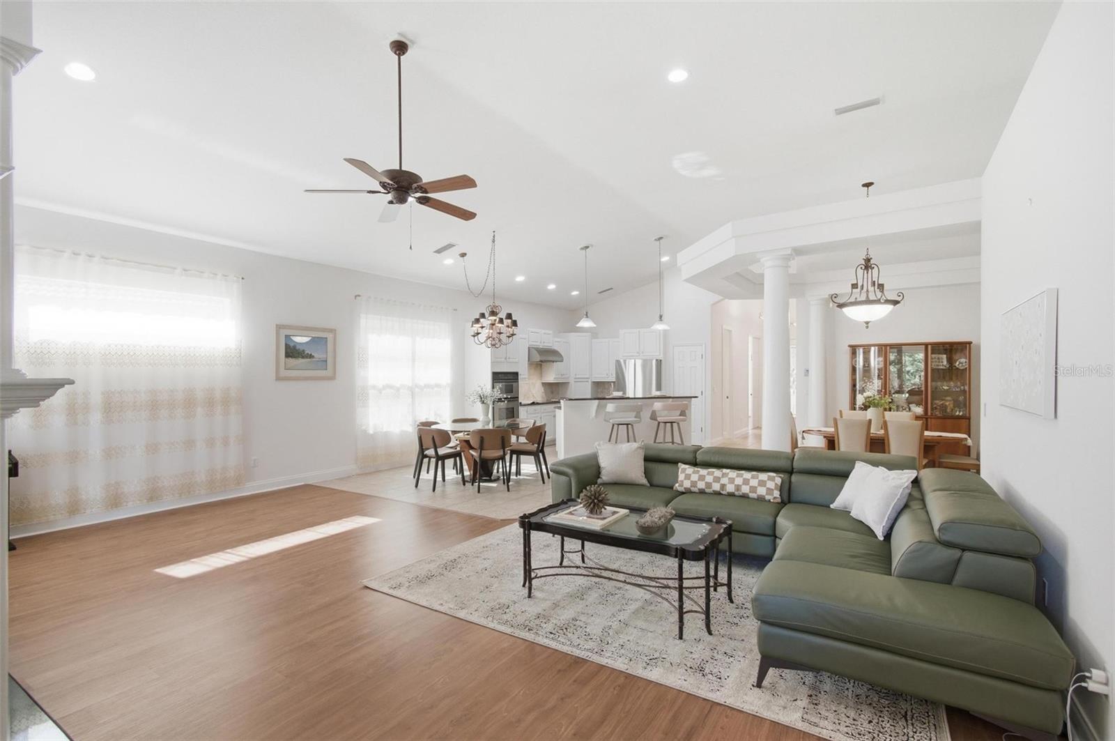 Listing photo id 26 for 33 Marshview Lane