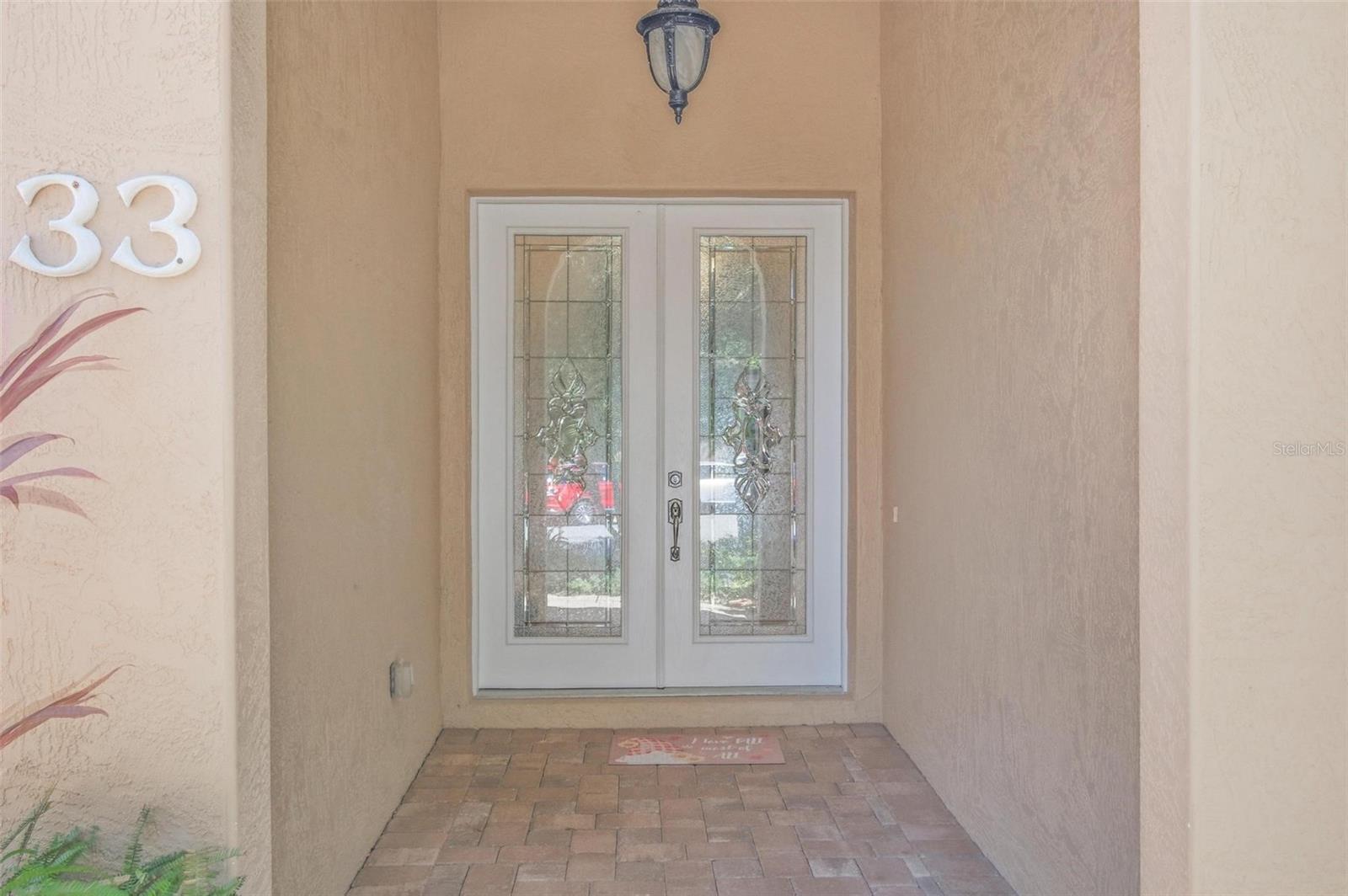 Listing photo id 3 for 33 Marshview Lane