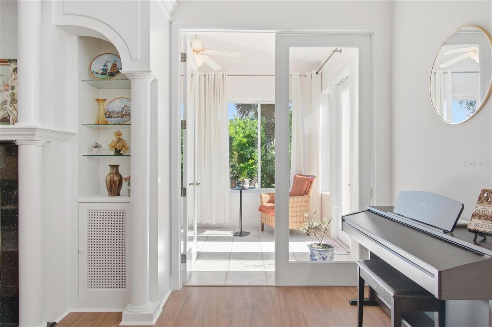 Listing photo id 54 for 33 Marshview Lane