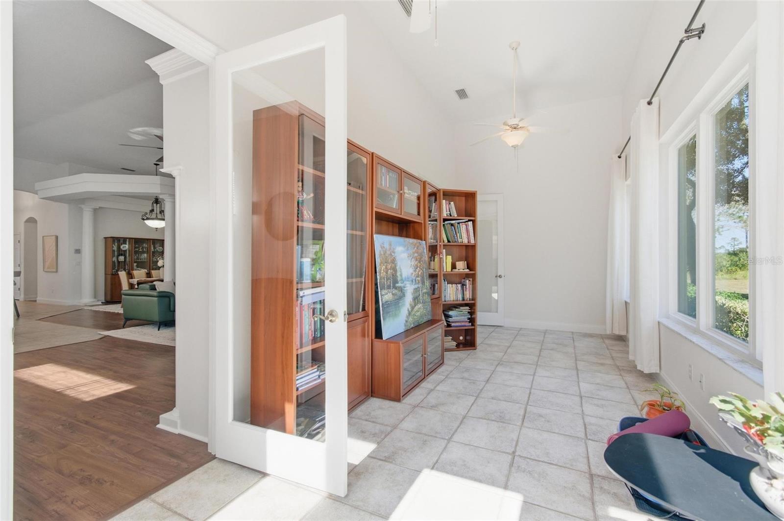 Listing photo id 55 for 33 Marshview Lane