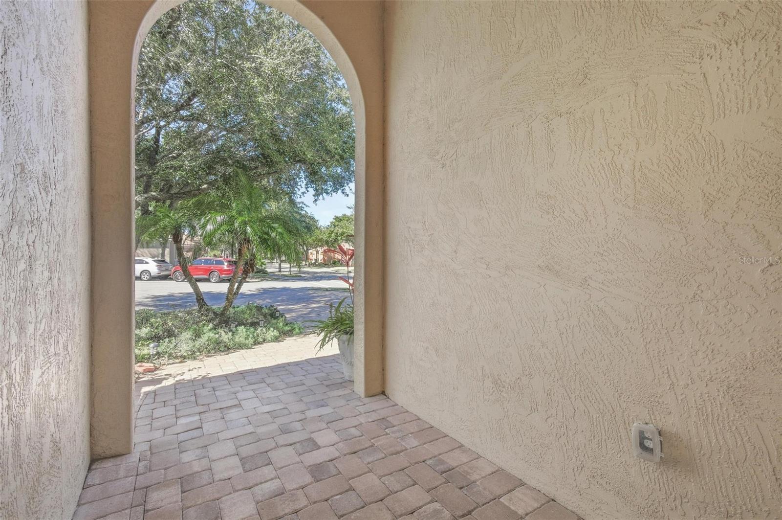 Listing photo id 4 for 33 Marshview Lane