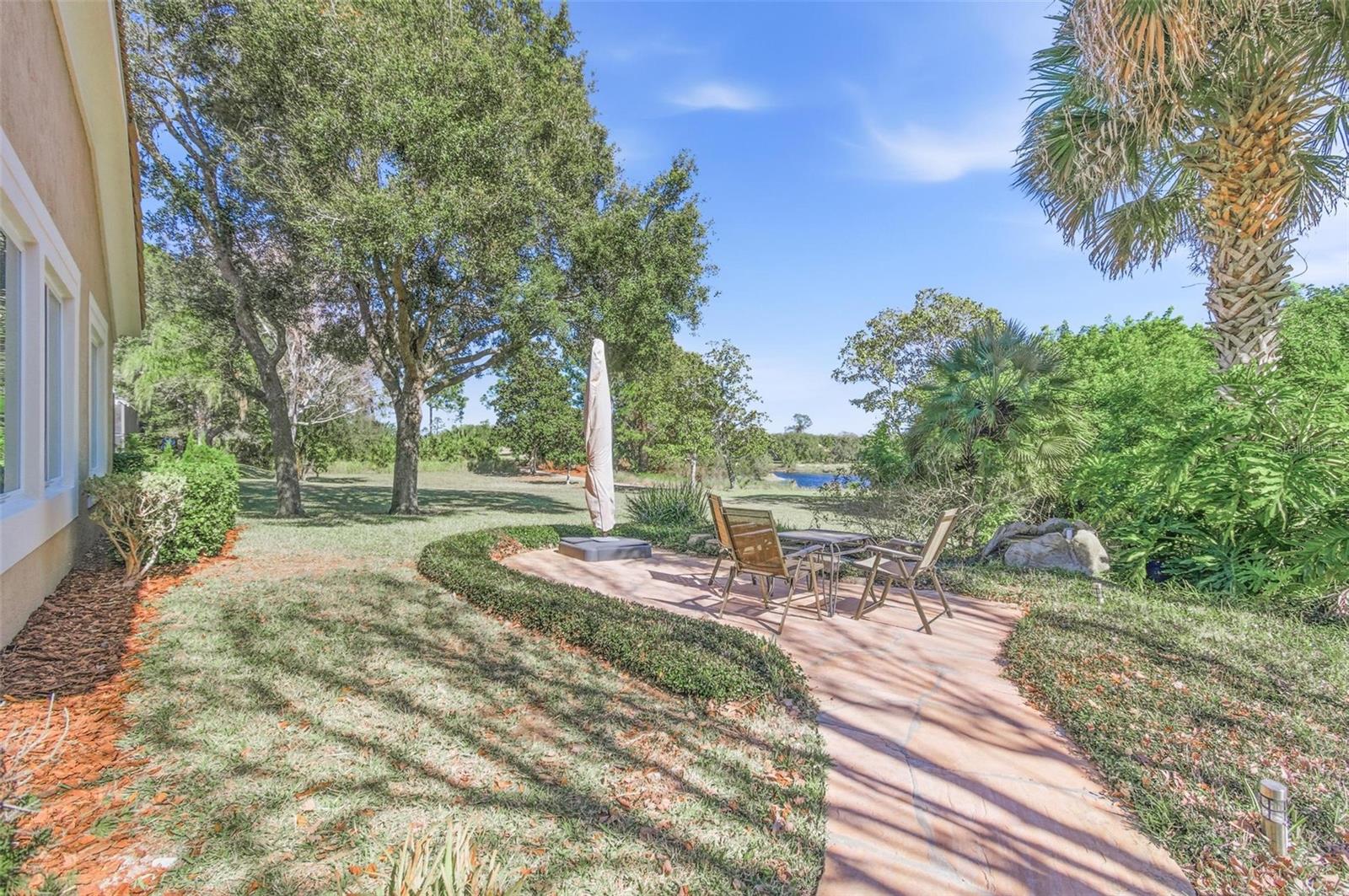 Listing photo id 59 for 33 Marshview Lane