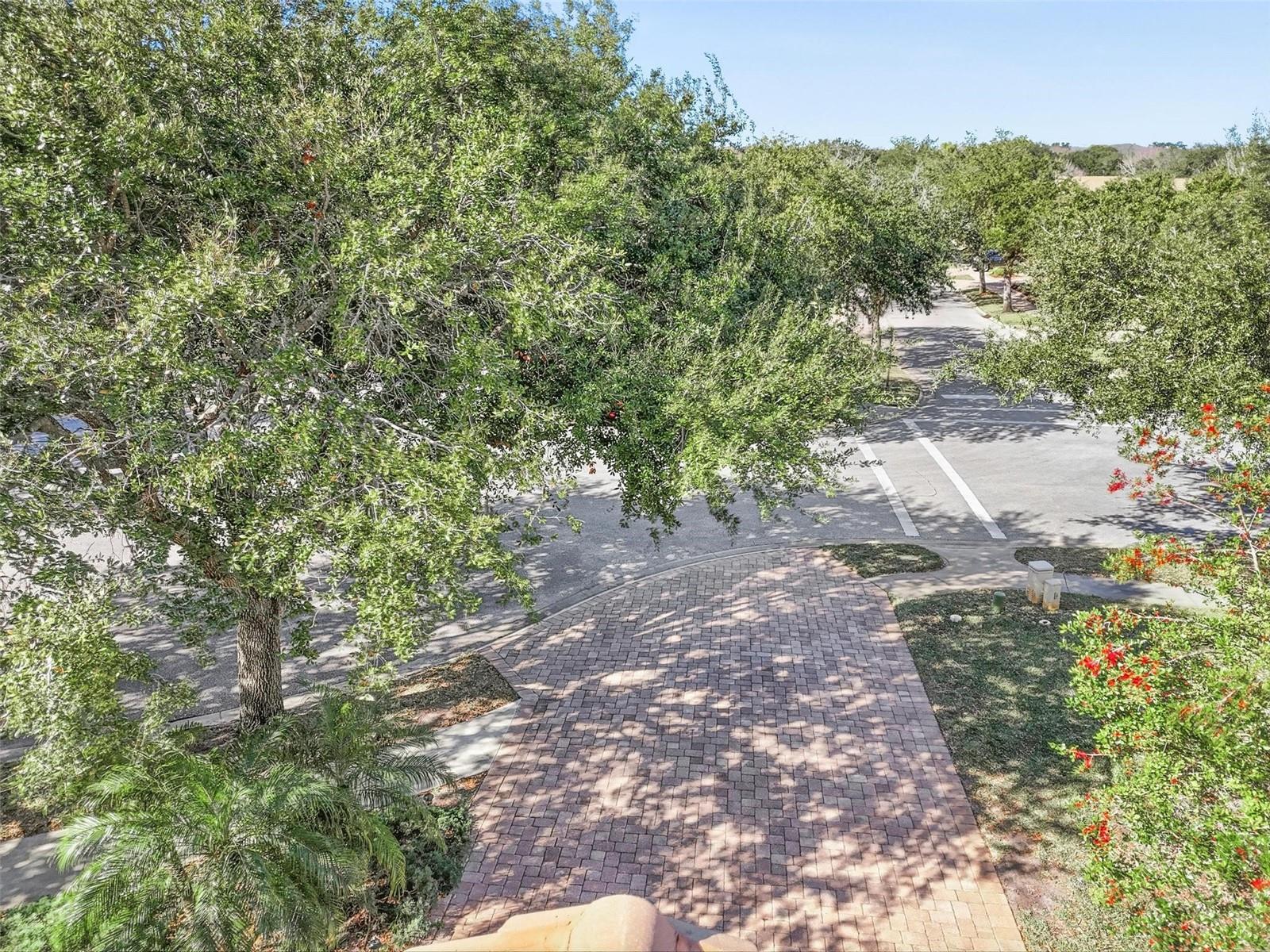 Listing photo id 76 for 33 Marshview Lane