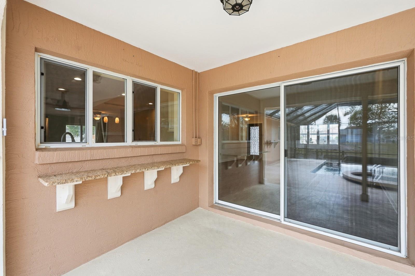 Image 30 of 51 For 31 Cherokee Court W