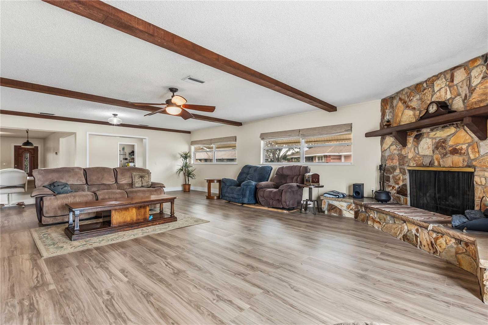 Image 13 of 48 For 9909 Jacaranda Avenue