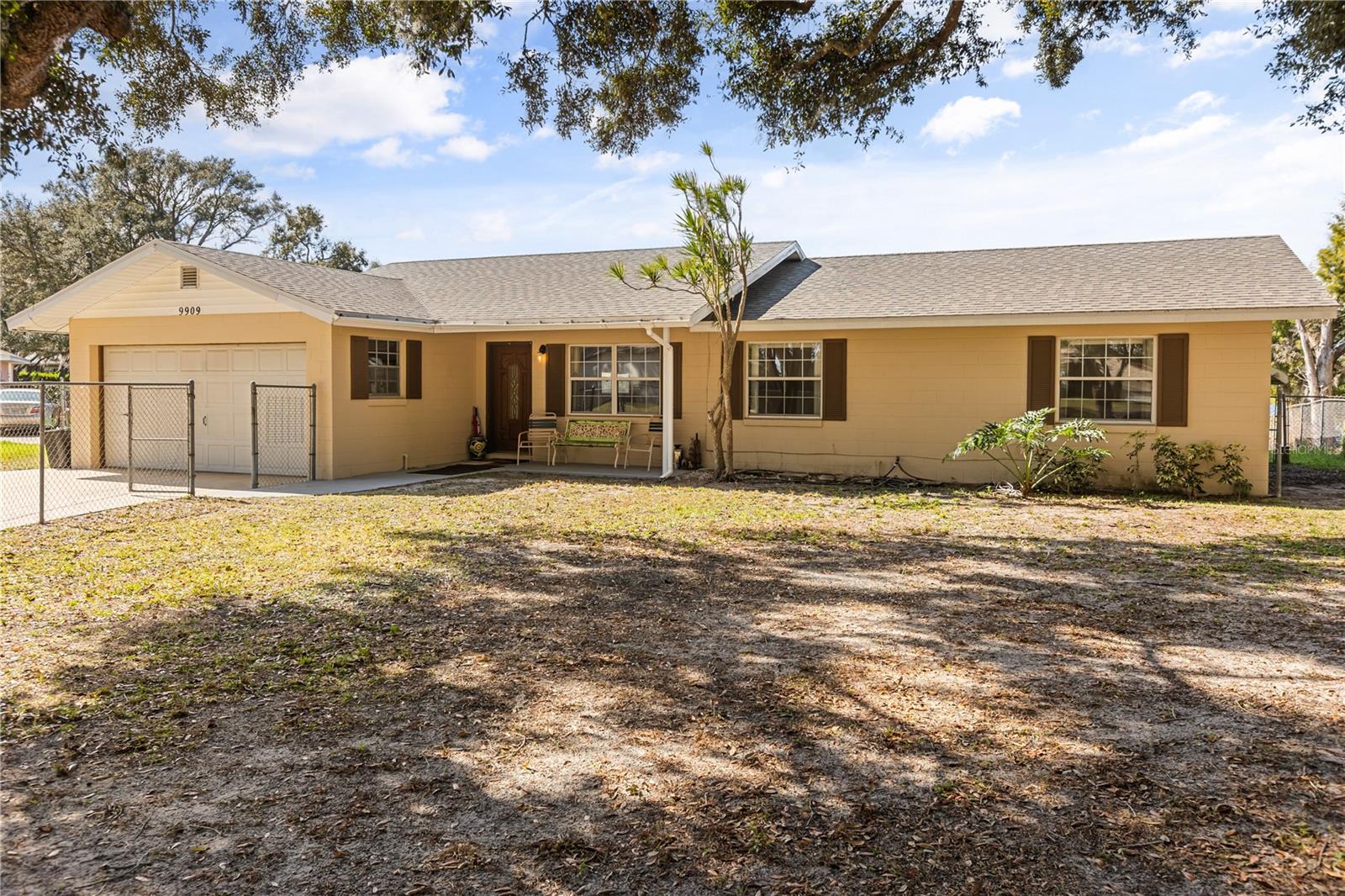 Image 2 of 48 For 9909 Jacaranda Avenue