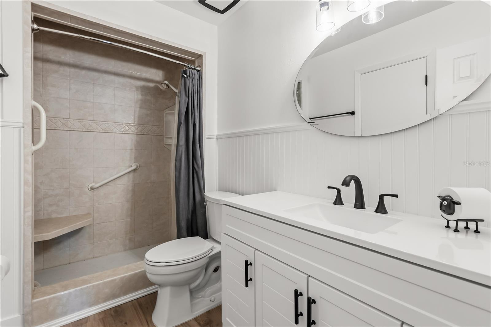 Image 25 of 48 For 9909 Jacaranda Avenue