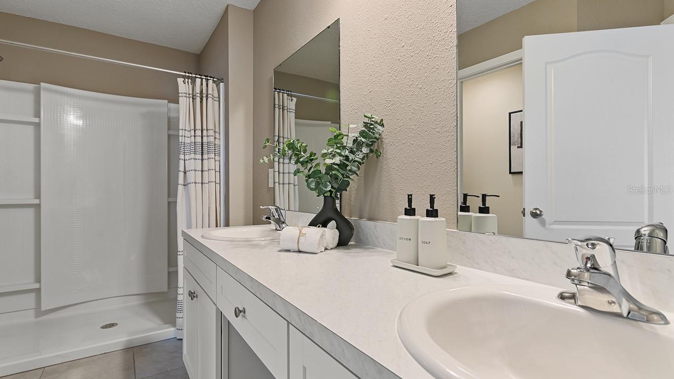 Image 10 of 45 For 42 Pasadena Drive