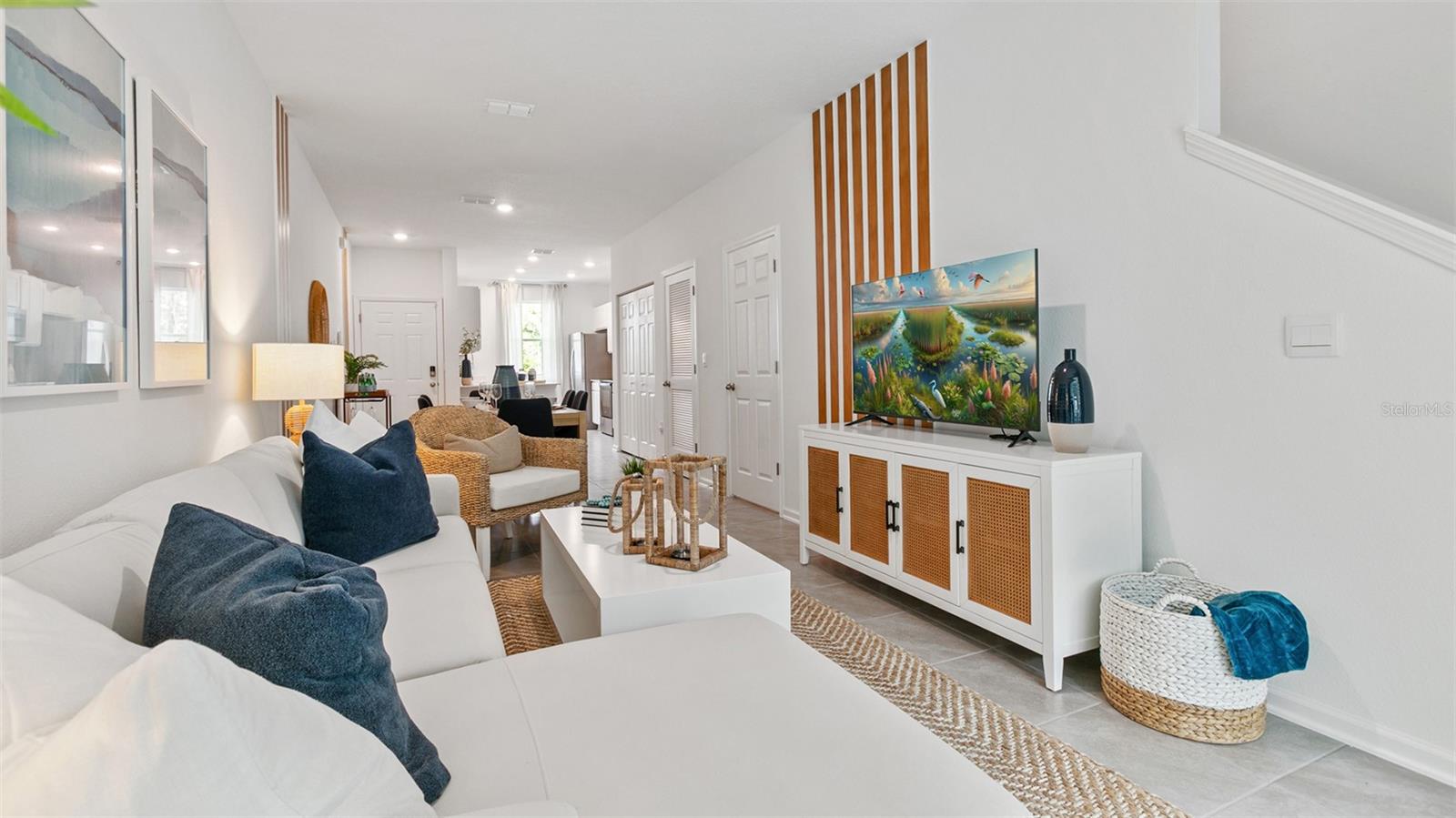 Image 17 of 48 For 67 Montellano Road