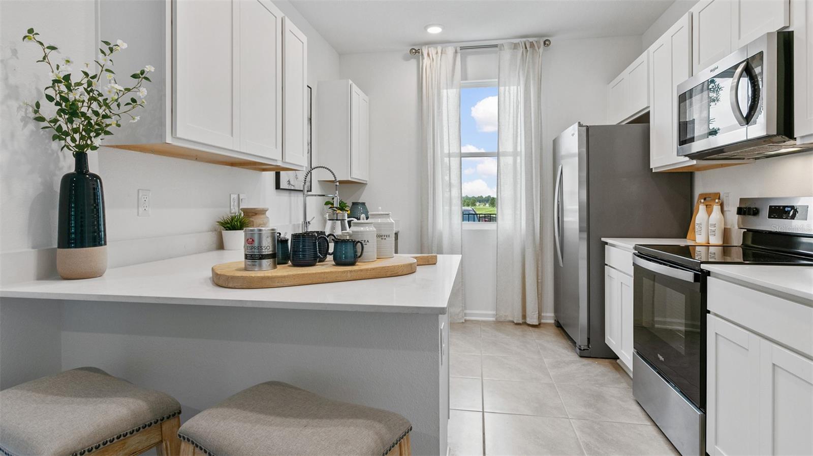 Image 7 of 48 For 75 Montellano Road