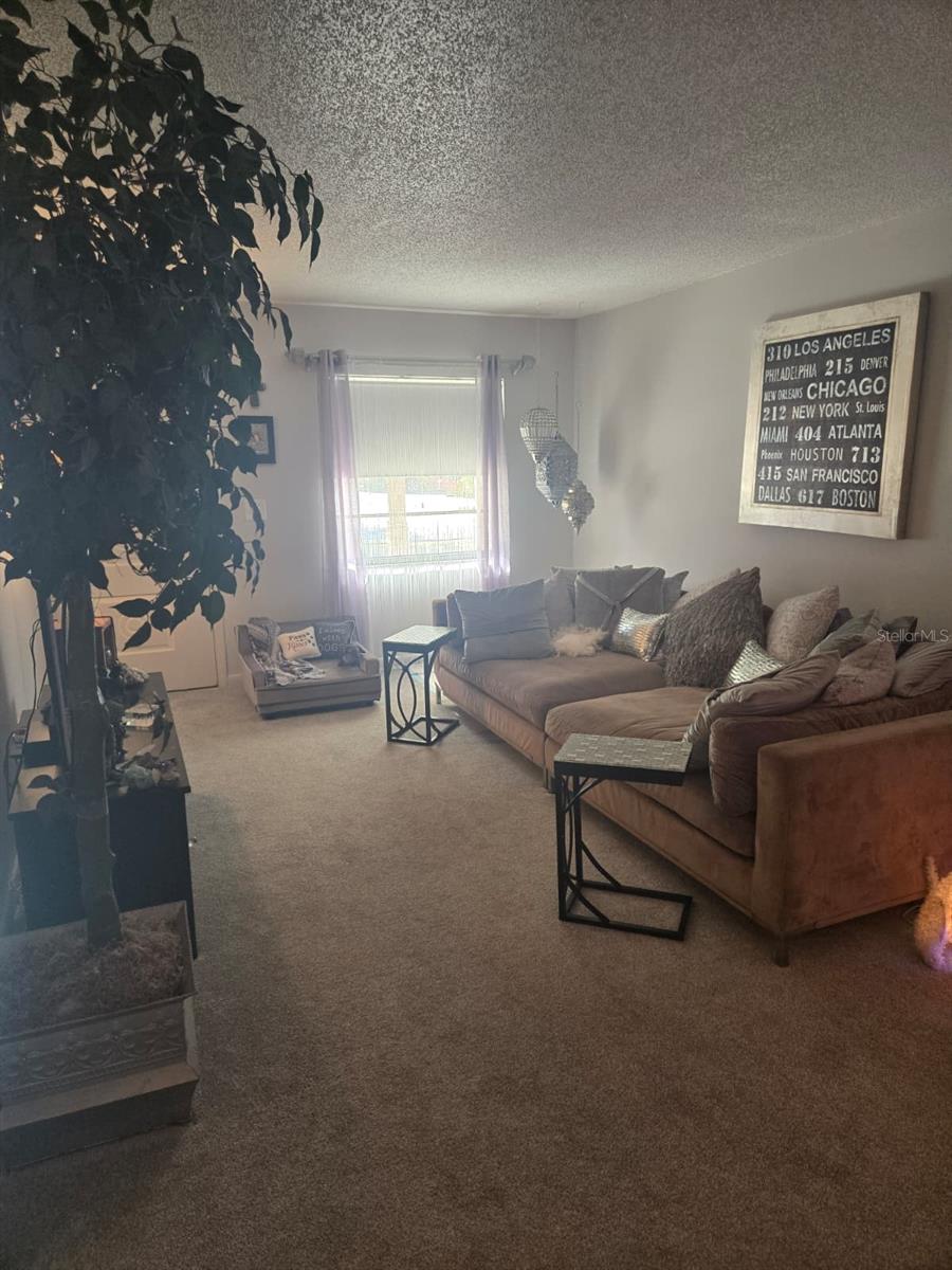 Image 13 of 34 For 2 Fawn Lane 