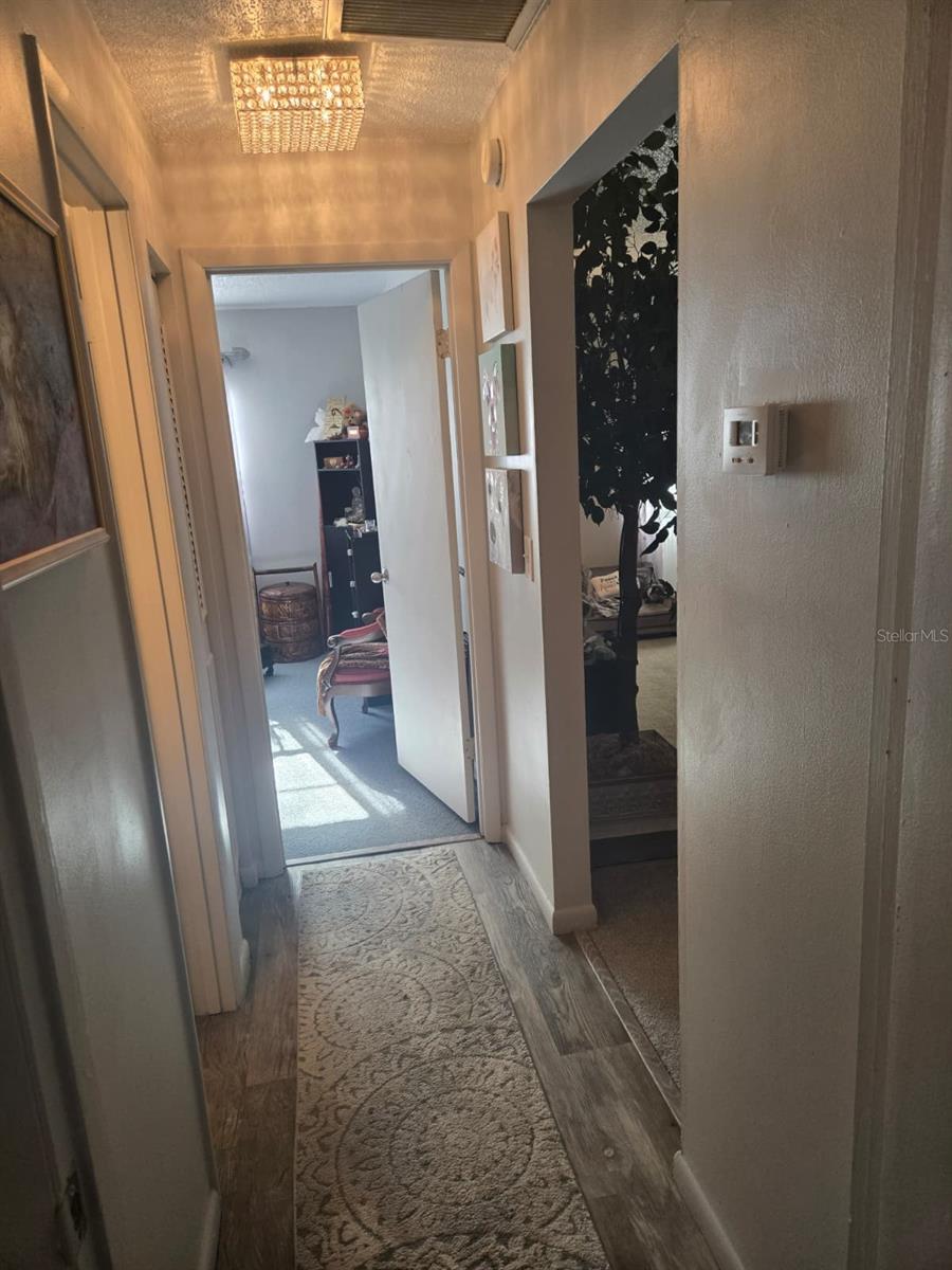 Image 16 of 34 For 2 Fawn Lane 