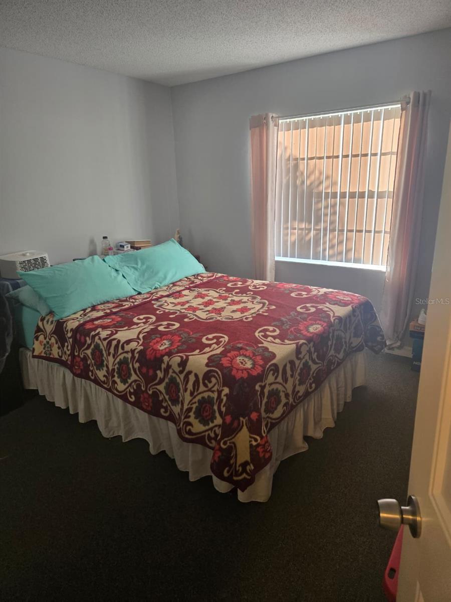 Image 19 of 34 For 2 Fawn Lane 