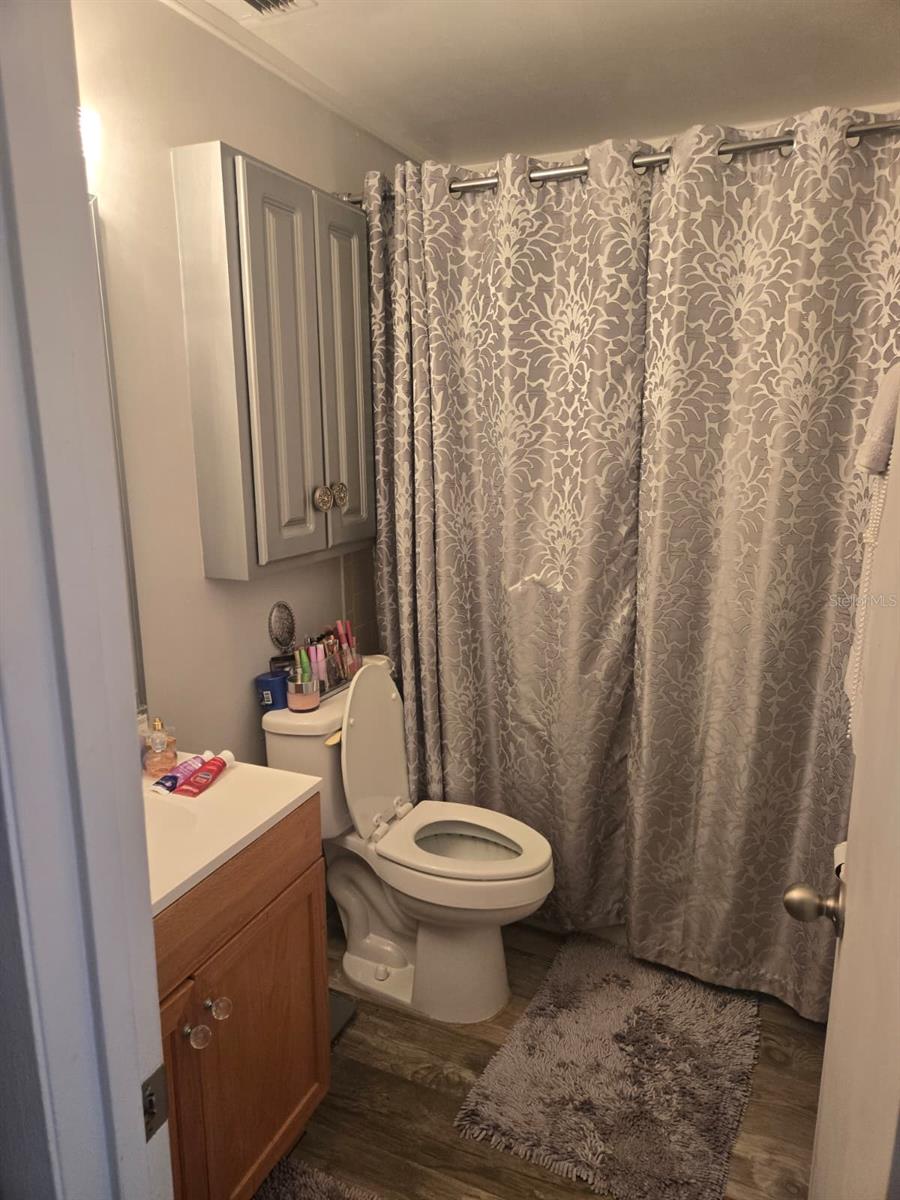 Image 24 of 34 For 2 Fawn Lane 