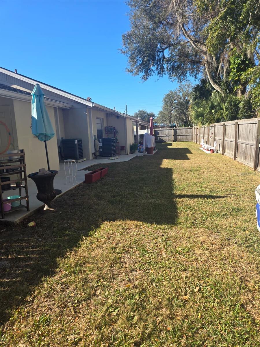 Image 4 of 34 For 2 Fawn Lane 