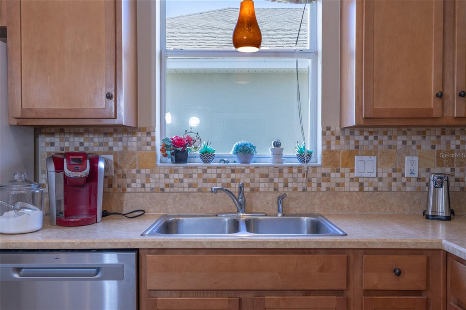 Image 11 of 32 For 148 Raintree Circle