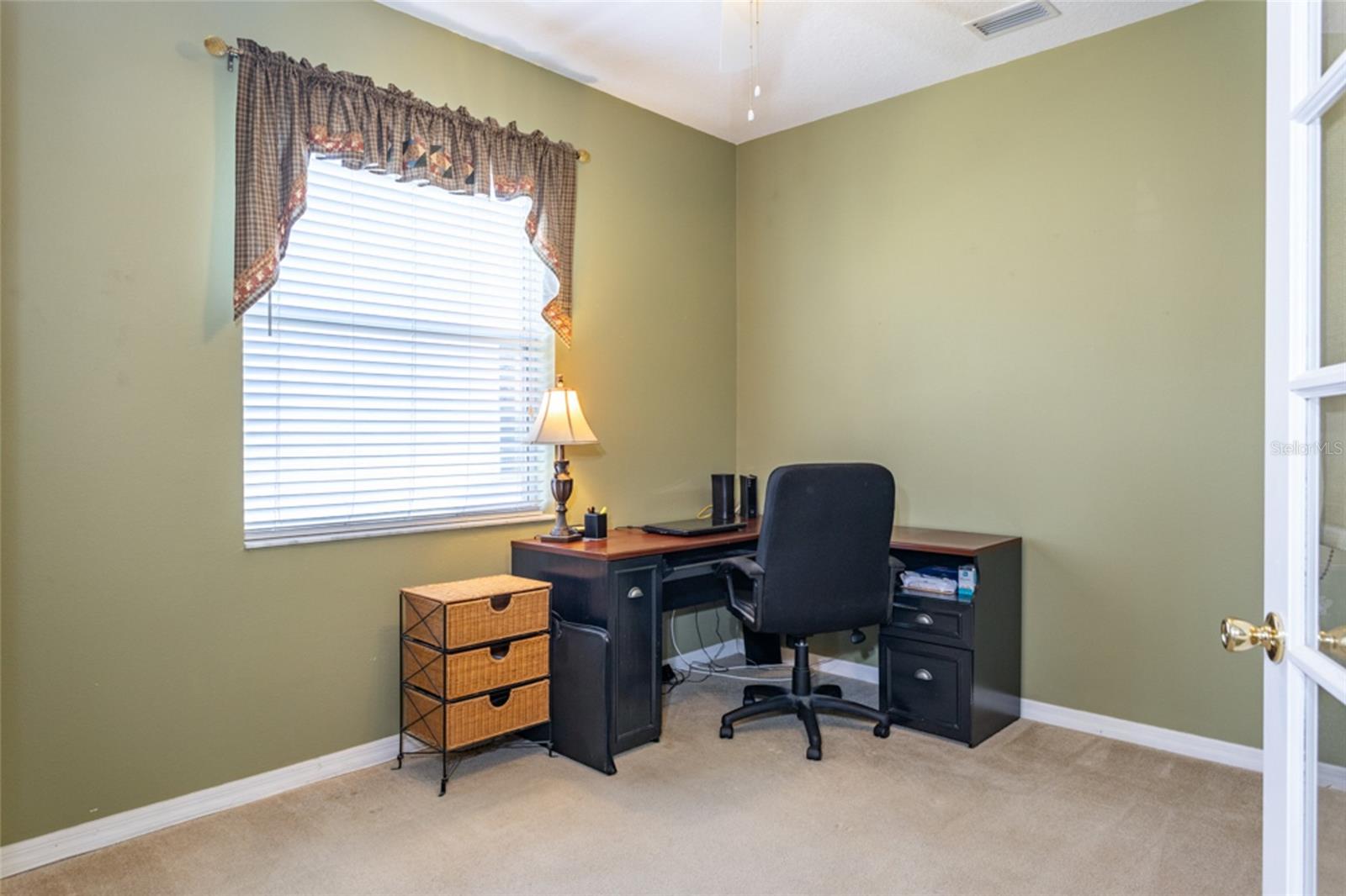 Image 23 of 32 For 148 Raintree Circle